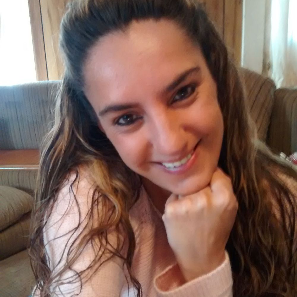 Meet your Posher, Cynthia